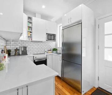 Narraweena - Photo 1