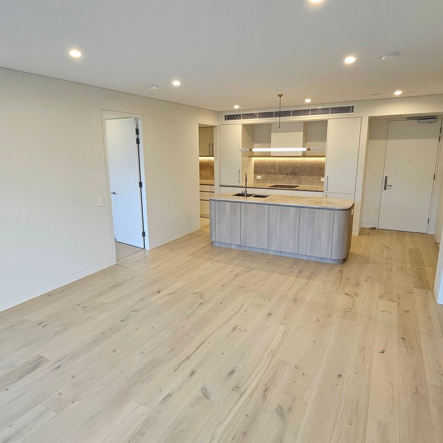 Stunning ground floor unit in the heart of Shell Cove Marina! - Photo 1