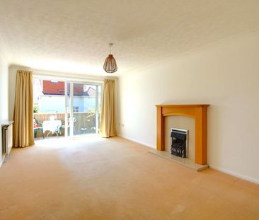 3 Bedroom - Photo 3