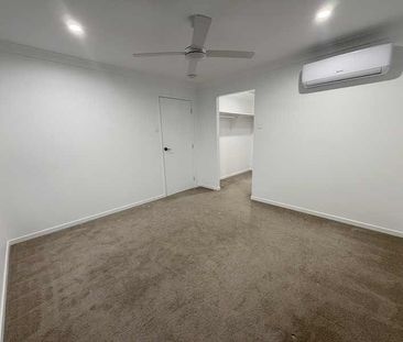 Modern 5-Bedroom Home with Full Air-Conditioning - Photo 5