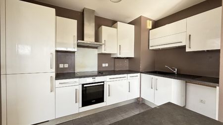 Location Appartement 4 pièces 74m² LOUVRES 95380 - Photo 3