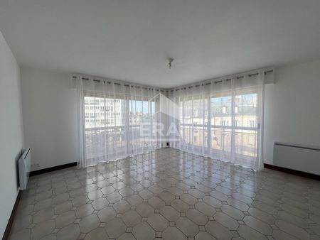 Location Appartement 3 pièces 76m² - Photo 2