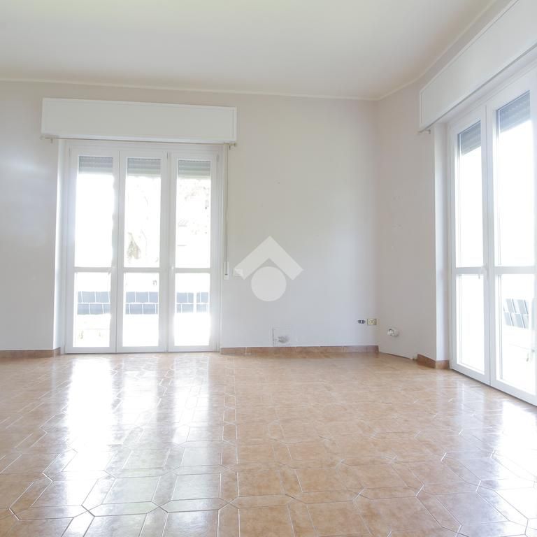 Villa singola in affitto - Photo 1