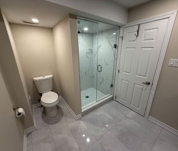 For Lease - 7 Redmond Drive, Ajax, Ontario - Photo 4