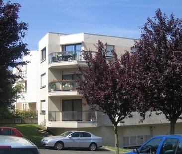 Location Appartement 2 pièces 51m² STE GENEVIEVE DES BOIS 91700 - Photo 1