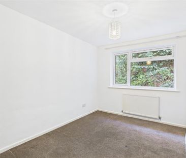 2 bedroom maisonette to rent - Photo 6