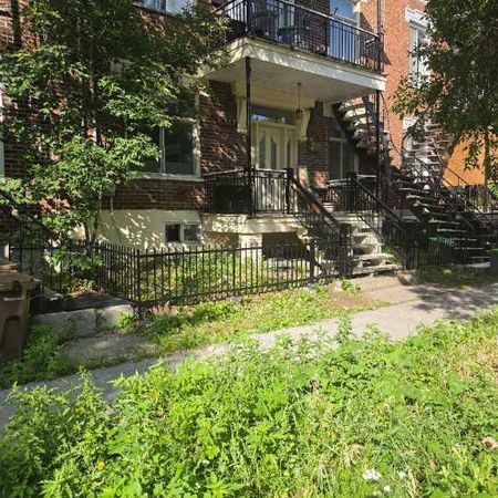Grand 7½ à louer – 6747 rue Garnier, Montréal – 2 690 $/mois - Photo 3