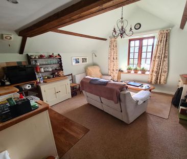 1 bedroom barn conversion to rent - Photo 4