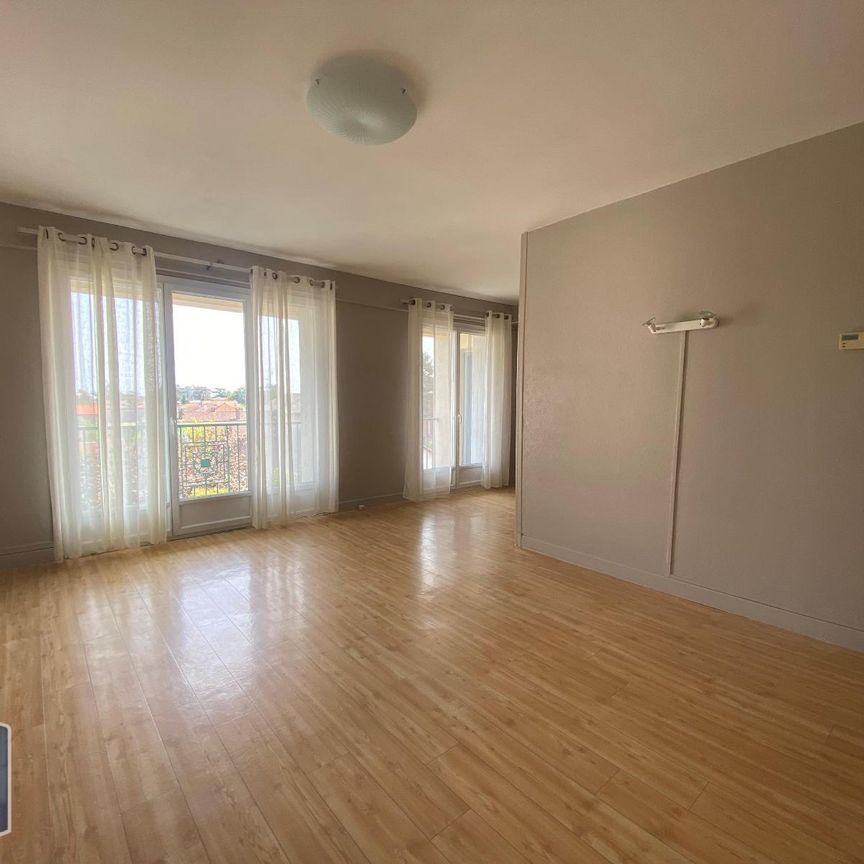Location Appartement 3 pièces 83m² AGEN 47000 - Photo 1
