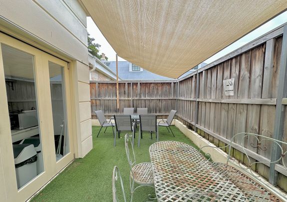 Mcmahons Point - Photo 1