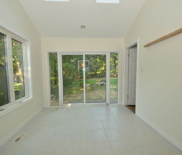 For Lease - 490 Springbrook Avenue, Hamilton, Ontario - Photo 2