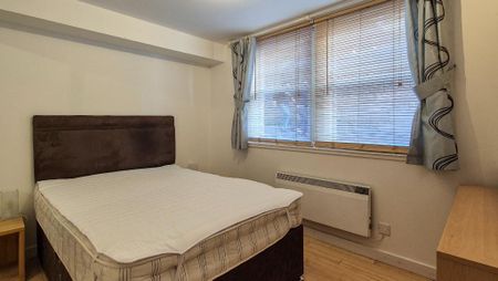1 bedroom flat to rent - Photo 2