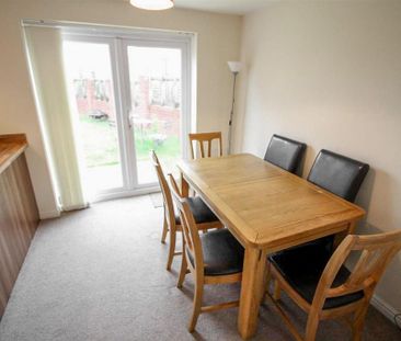 4 bedroom house to rent - Photo 1