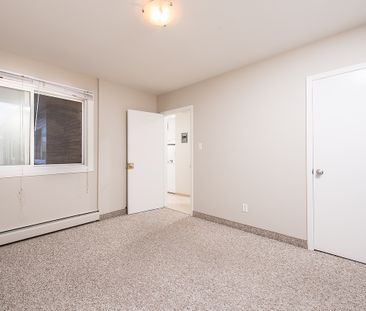 Centerpoint - Photo 6