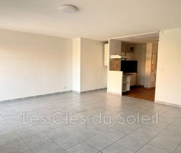 Location Appartement 1 pièce 36m² LA VALETTE DU VAR 83160 - Photo 1