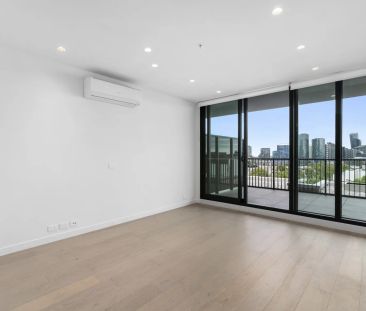 504/102 Stanley Street, West Melbourne. - Photo 4