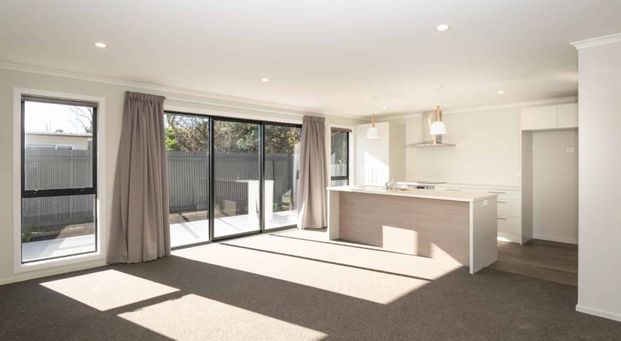 Modern Townhouse - Photo 1