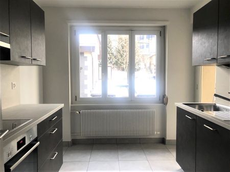 Midi 4 – Appartement 4 pièces avec balcons au 1er étage n°104 - Photo 2