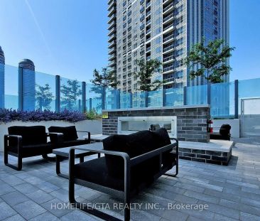 225 Village Green Square #1105 - Photo 6