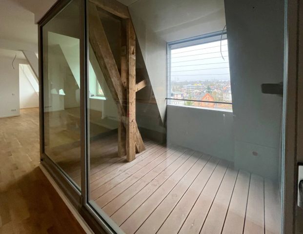 Stilvolle 2 Zimmerwohnung mit Dachterrasse im historischen Kloster von Limburg! - Photo 1