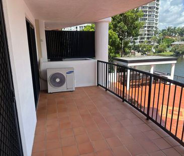 Riverfront Boutique Living on Exclusive Paradise Island - Photo 6