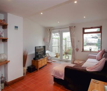 2 bedroom terraced house to rent - Photo 2