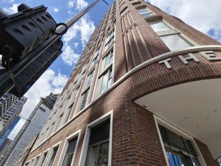 Stylish Studio Apartment - Photo 2