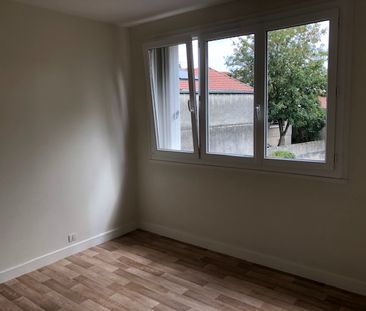 Location Appartement 1 pièce 28m² - Photo 6