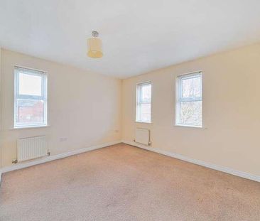 Knightsbridge Place, Aylesbury, HP19 - Photo 5