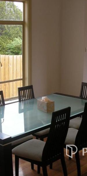 Furnished Shared Accommodation in Burwood - $190 Per week (All Bills Included!) - Photo 1