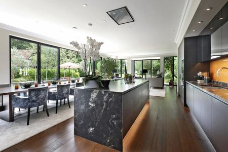 7 bedroom detached house to rent - Photo 5