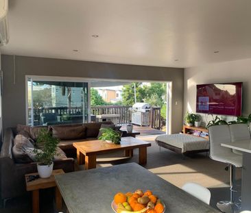 Home with Excellent Indoor & Outdoor Flow - Photo 1