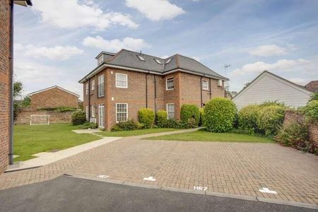 Layters Green Lane, Chalfont St Peter, SL9 - Photo 3