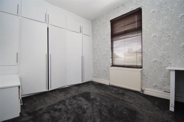 Ashdown Road, Wakefield - Photo 1