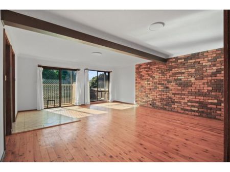 95 Tait Avenue, Kanahooka, NSW 2530 - Photo 5