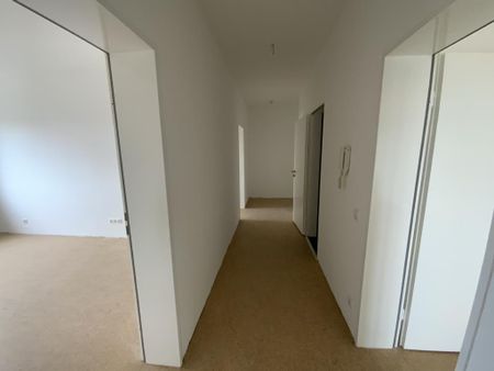 Sofort bezugsfertige Wohnung mit Balkon - Photo 4