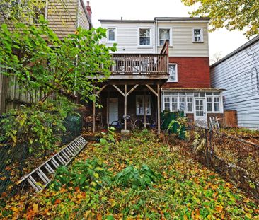 For Lease - 176 Hiawatha Road Unit# Bsmt, Toronto, Ontario - Photo 1