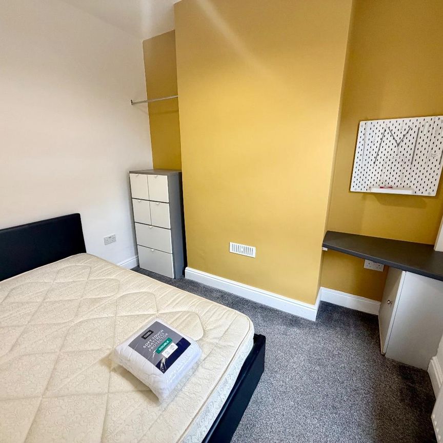 Monks Road, Coventry - Close to City Centre - Photo 1