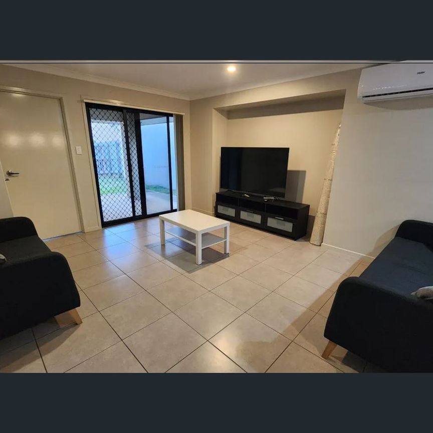 Your Dream Home in Deebing Heights is Ready! - Photo 1