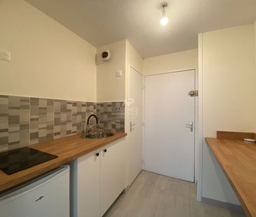 Appartement Cergy 1 pièce(s) 24.38 m2 - Photo 2