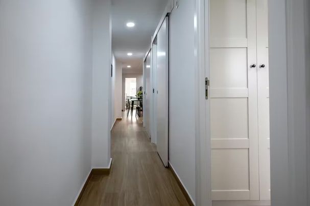 Carrer de Planas, Valencia, Valencian Community 46004 - Photo 1