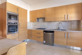 3 Bedroom Apartment with a view, Fórum Oeiras, Oeiras