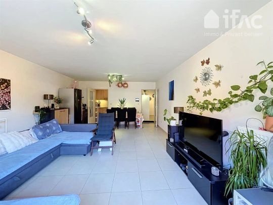 Appartement met 3 slaapkamers en parkeerplaats - Photo 1