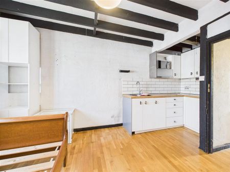 Studio to rent - Photo 3