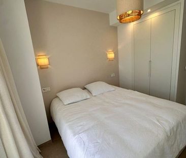 3 bedroom luxury Flat for rent in Nueva Andalucia, Spain - Photo 3