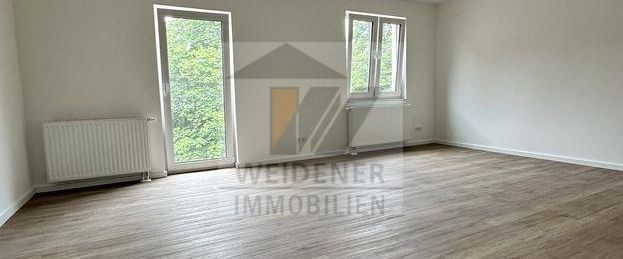 Hochwertige 3 Zimmer Wohnung mit Balkon, Wanne und Dusche! Erstbezug nach Sanierung! - Photo 1