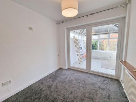 4 bedroom terraced house to rent - Photo 4