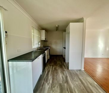 FOR RENT - Photo 3