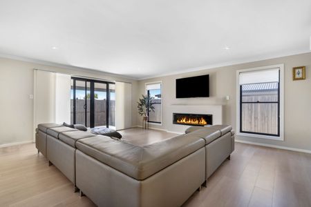 The Best 4 Bed 2 Bath in Yaribilba - Photo 4