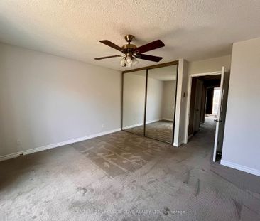 Condo Townhouse For Lease | S8039620 - Photo 6